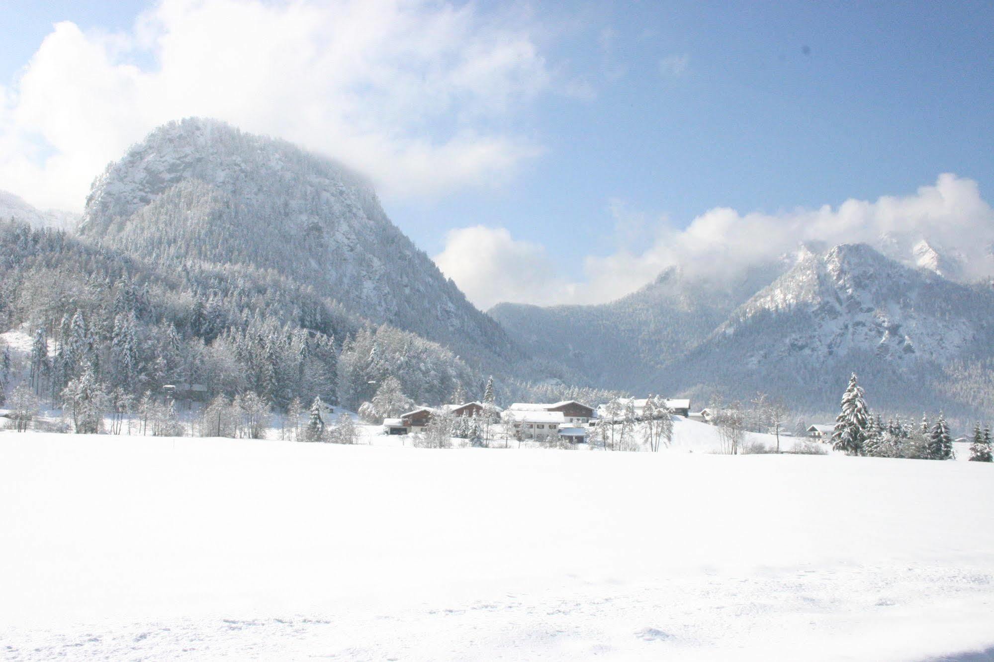 Aktivhotel & Gasthof Schmelz Ihr Urlaubs Hotel In Inzell Mit Wellness Hallenbad, Alpensauna & Dampfbad Exteriör bild